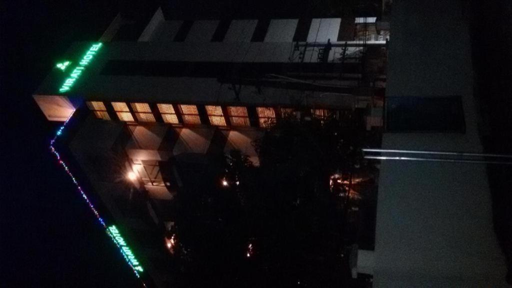 Virati Hotel Yangon Extérieur photo