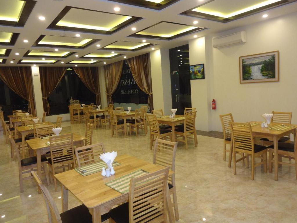 Virati Hotel Yangon Extérieur photo