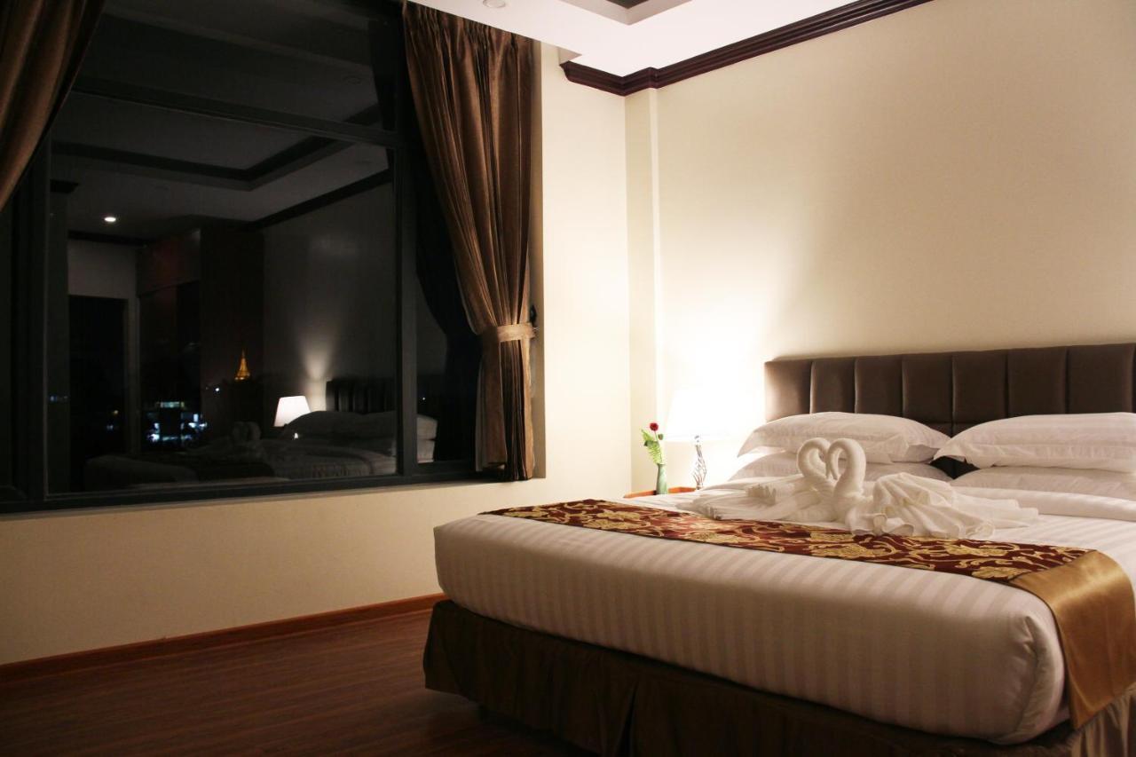 Virati Hotel Yangon Extérieur photo