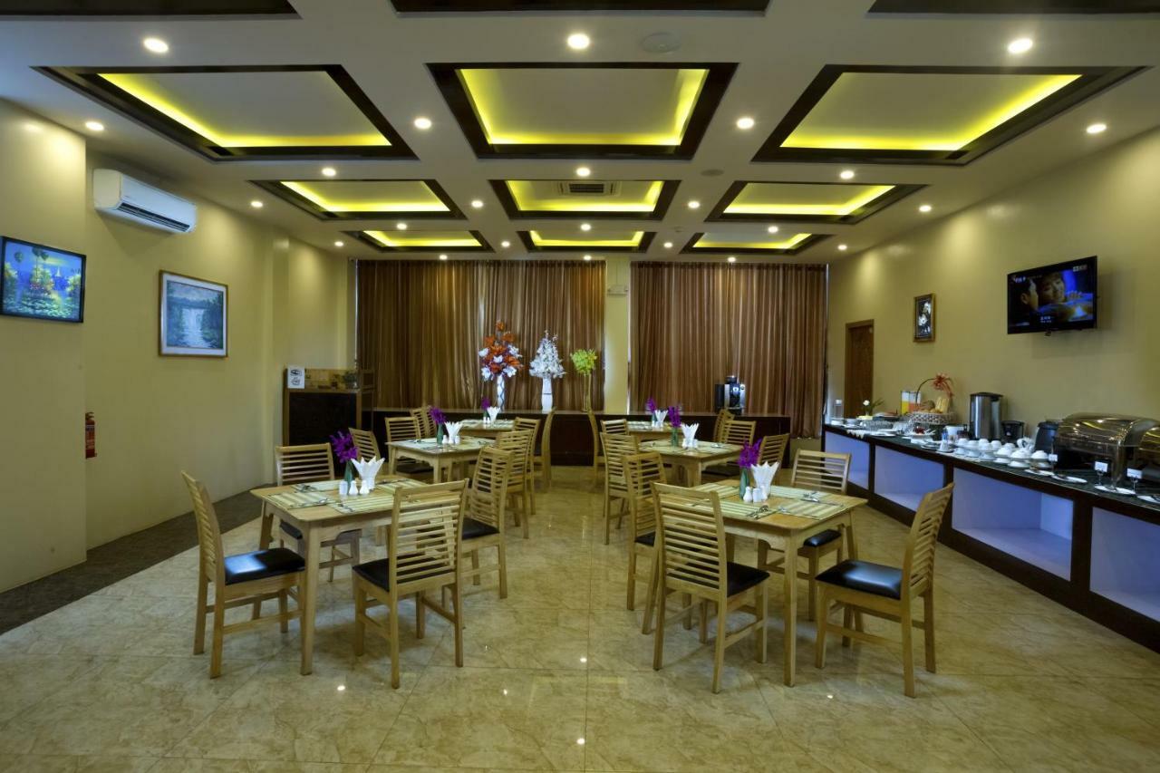 Virati Hotel Yangon Extérieur photo